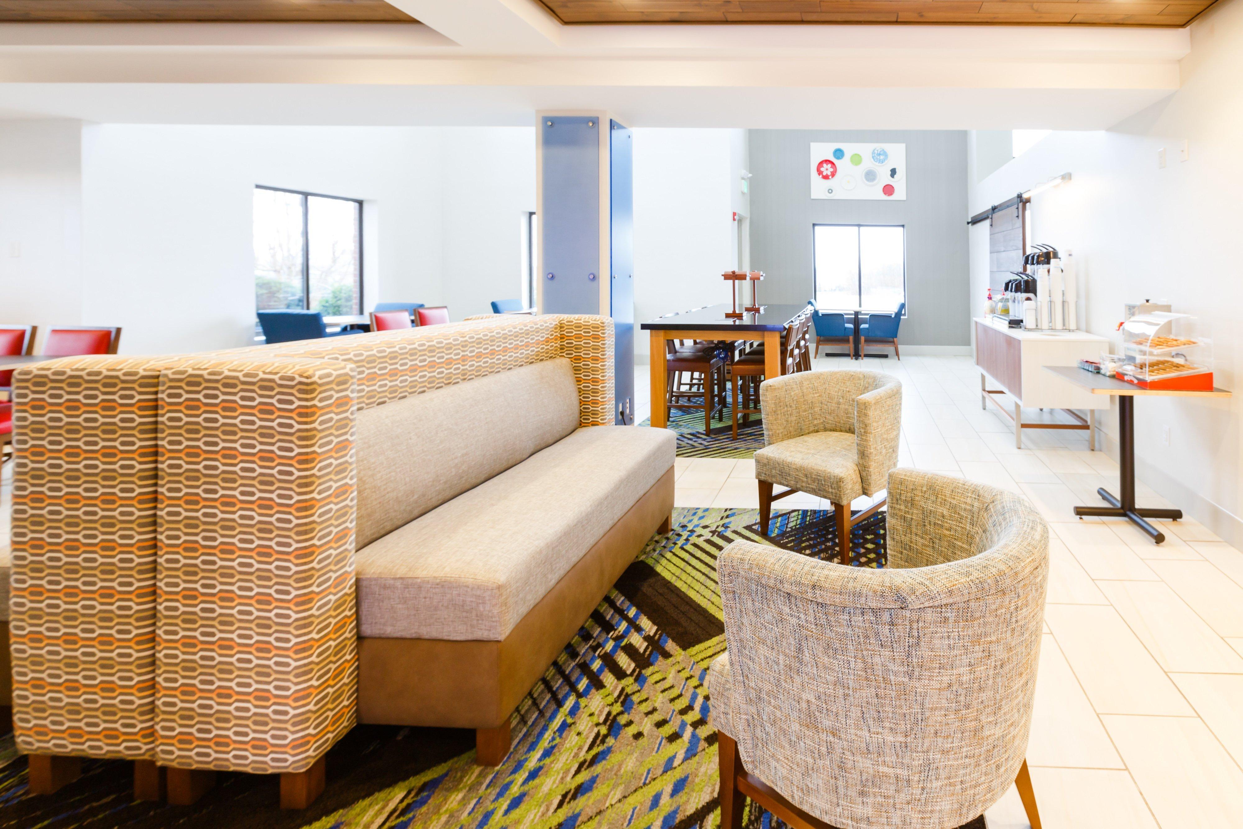 Holiday Inn Express & Suites Shelbyville By Ihg Kültér fotó